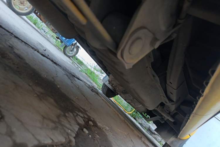 Used Wuling Rongguang 2021 1.5L Extended Standard Model Power-Assist Version LAR Chassis Rear Right