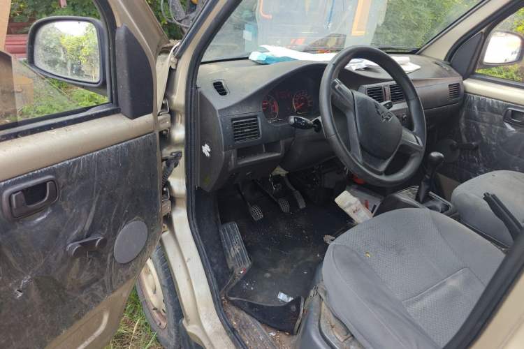 Used Wuling Rongguang 2021 1.5L Extended Basic Version L3C Driver Seat