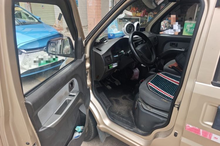 Used Wuling Rongguang 2021 1.5L Extended Standard-Grade Enclosed Window Vehicle Power-Assisted Version 5-Seater L3C Driver Seat