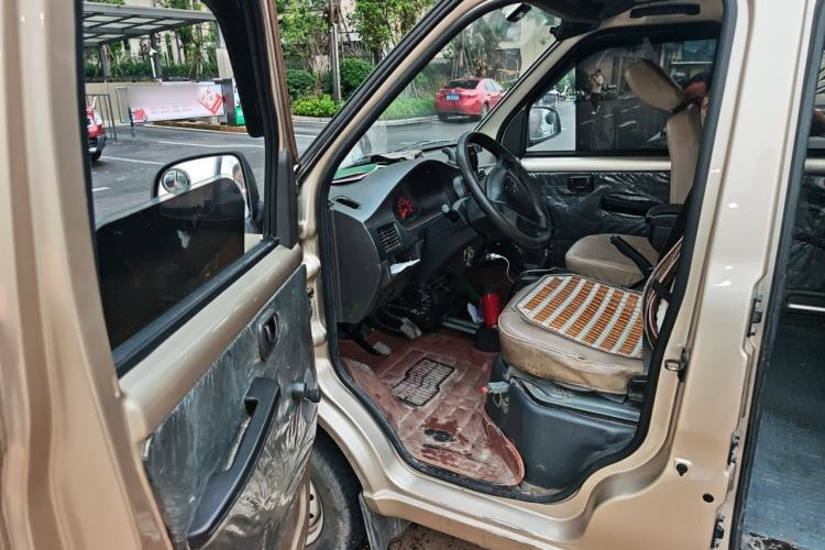 Used Wuling Rongguang 2021 1.5L Extended Basic Version L3C Driver Seat
