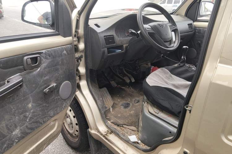Used Wuling Rongguang 2021 1.5L Extended Basic Version L3C Driver Seat