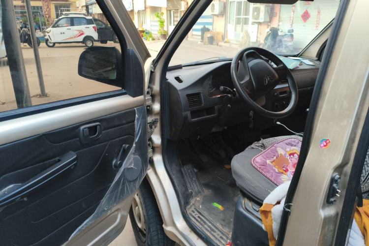 Used Wuling Rongguang 2021 1.5L Extended Basic Enclosed-Window Vehicle 2 Seats L3C Driver Seat