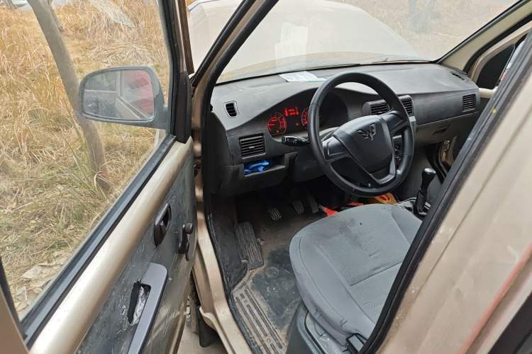 Used Wuling Rongguang 2021 1.5L Extended Basic Version L3C Driver Seat