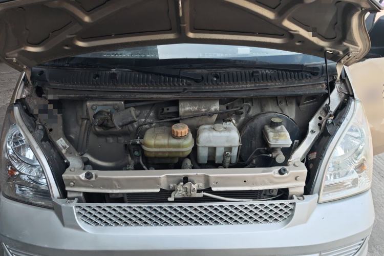 Used Wuling Rongguang 2021 1.5L Extended Standard Version with Air Conditioning – L3C Engine Bay