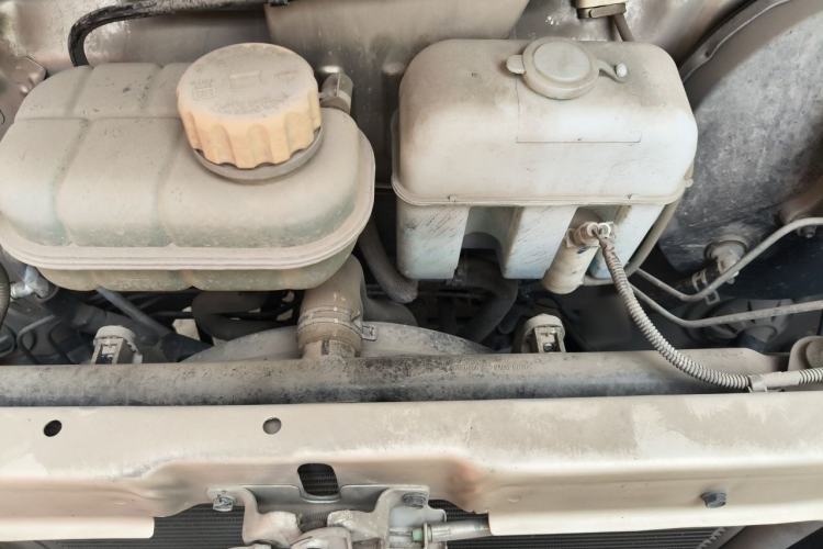 Used Wuling Rongguang 2021 1.5L Extended Basic Version L3C Engine Bay