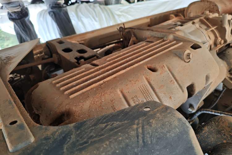 Used Wuling Rongguang 2021 1.5L Extended Standard Model Air-Conditioned Version LAR Engine Bay