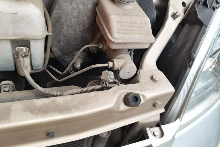 Used Wuling Rongguang 2021 1.5L Extended Basic Version L3C Engine Bay Left