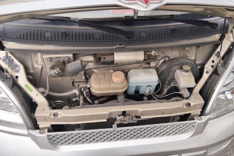 Used Wuling Rongguang 2021 1.5L Extended Basic Version L3C Engine Bay