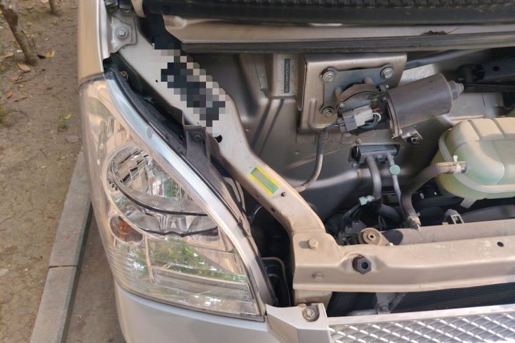 Used Wuling Rongguang 2021 1.5L Extended Basic Version L3C Engine Bay Right