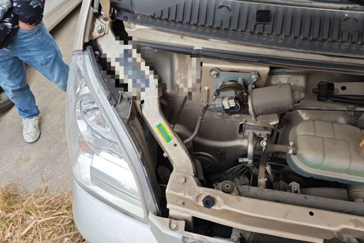 Used Wuling Rongguang 2021 1.5L Extended Basic Version L3C Engine Bay Right