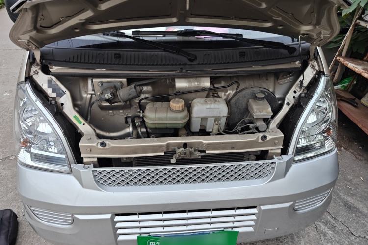 Used Wuling Rongguang 2021 1.5L Extended Basic Version L3C Engine Bay