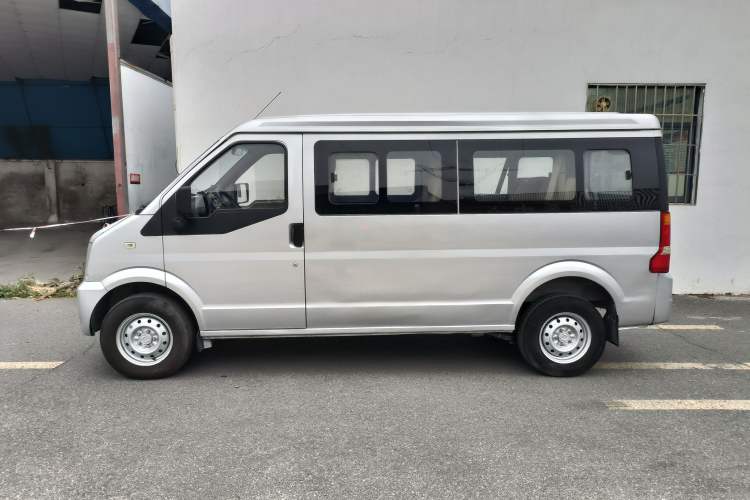 Used Wuling Rongguang 2021 1.5L Extended Basic Window-Sealed 5-Seat L3C Car Exterior 7