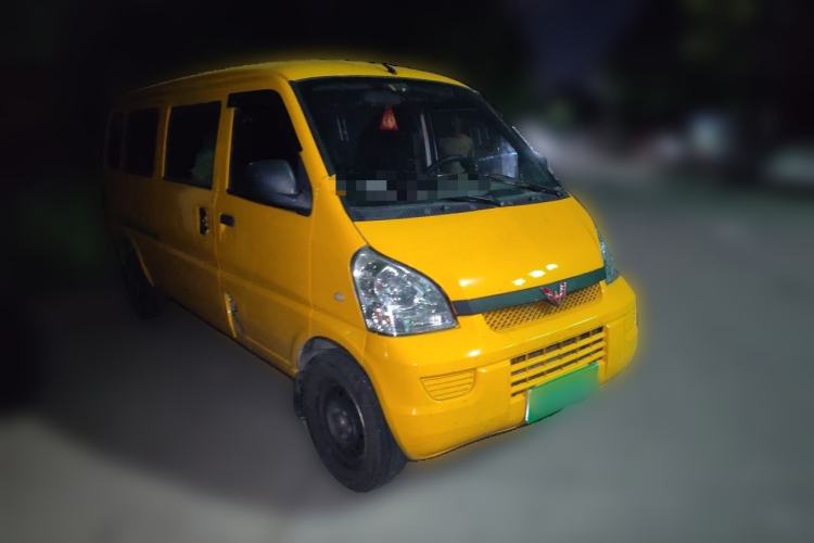 Used Wuling Rongguang 2021 1.5L Extended Standard Version with Power Steering L3C Front Right 45 Deg