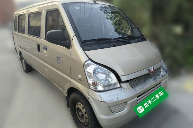 Used Wuling Rongguang 2021 1.5L Extended Basic Version L3C Front Right 45 Deg