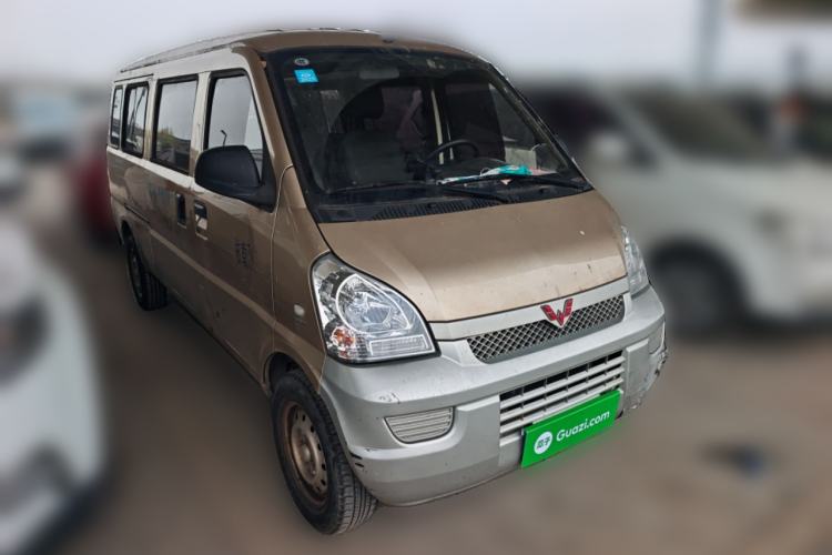 Used Wuling Rongguang 2021 1.5L Extended Standard Version with Air Conditioning – L3C Front Right 45 Deg