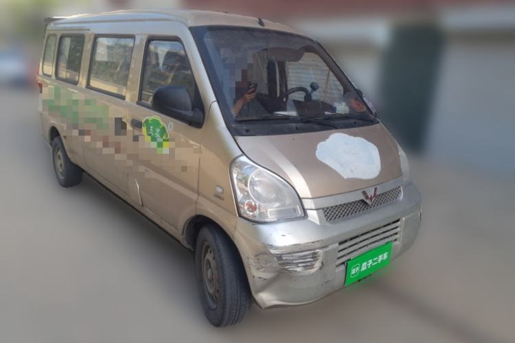 Used Wuling Rongguang 2021 1.5L Extended Basic Version L3C Front Right 45 Deg