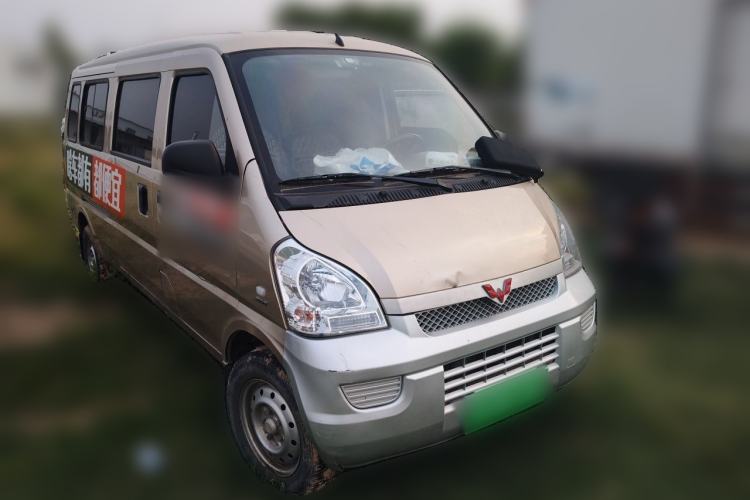 Used Wuling Rongguang 2021 1.5L Extended Basic Version L3C Front Right 45 Deg