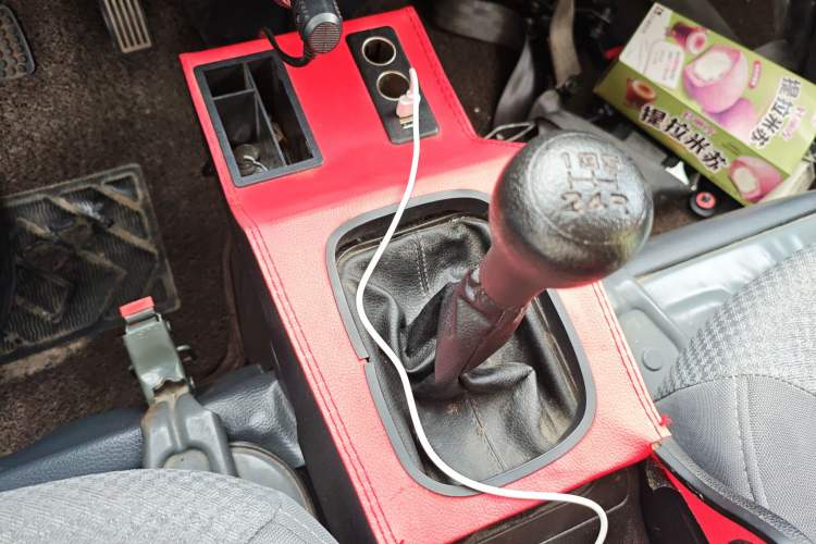 Used Wuling Rongguang 2021 1.5L Extended Standard Model Air-Conditioned Version LAR Gear Lever