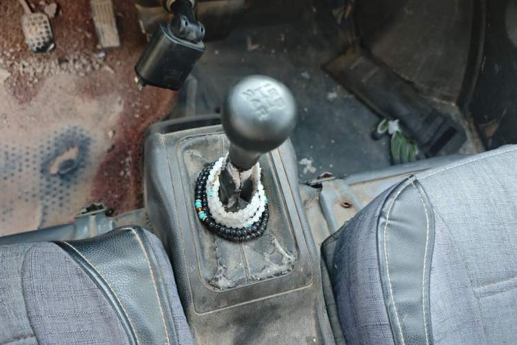 Used Wuling Rongguang 2021 1.5L Extended Standard Version with Air Conditioning – L3C Gear Lever