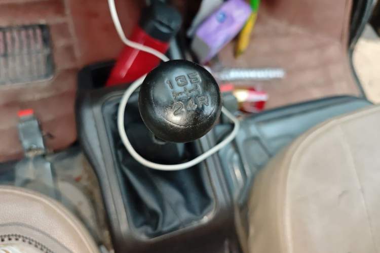 Used Wuling Rongguang 2021 1.5L Extended Basic Version L3C Gear Lever