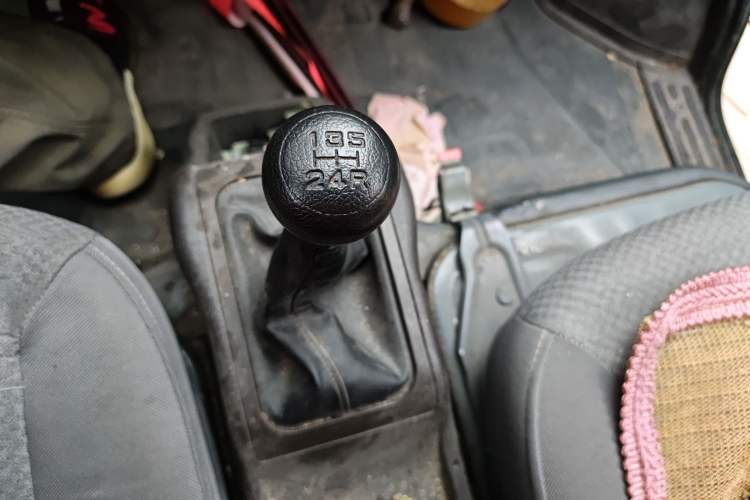 Used Wuling Rongguang 2021 1.5L Extended Basic Version L3C Gear Lever