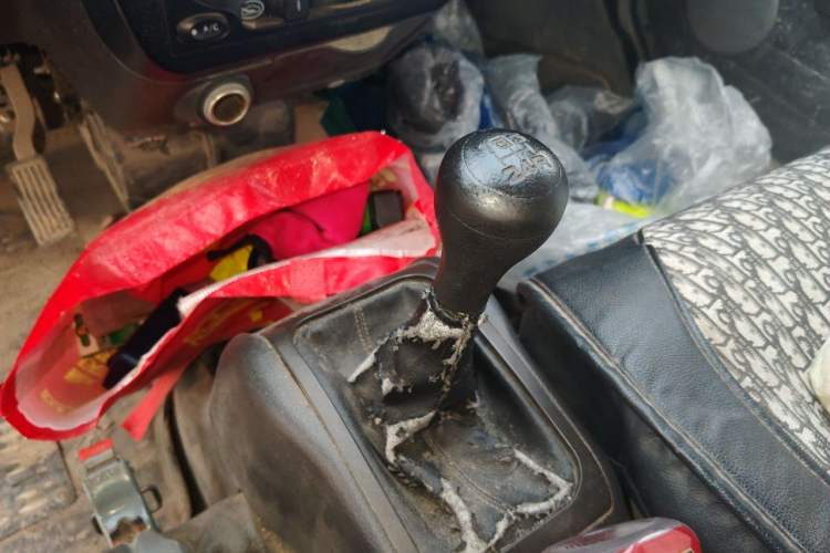 Used Wuling Rongguang 2021 1.5L Extended Basic Version L3C Gear Lever