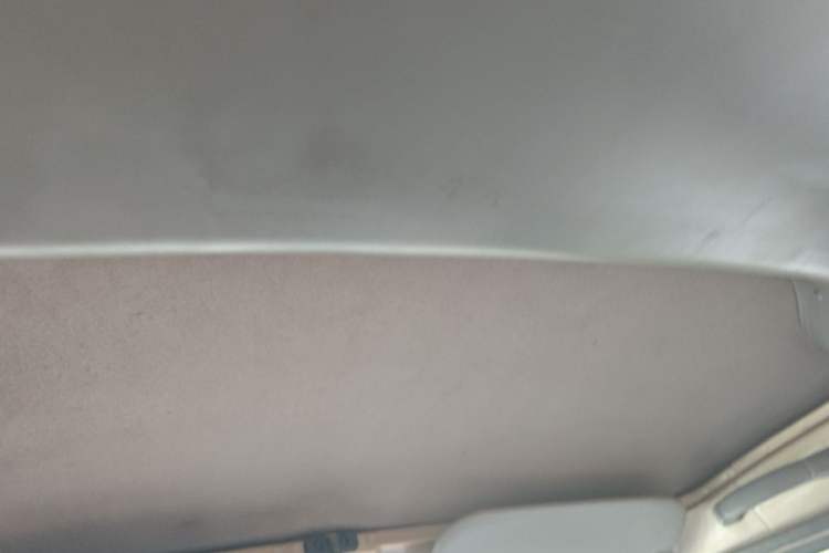 Used Wuling Rongguang 2021 1.5L Extended Standard Version with Air Conditioning – L3C Headliner