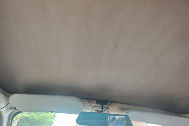 Used Wuling Rongguang 2021 1.5L Extended Standard-Grade Enclosed Window Vehicle Power-Assisted Version 5-Seater L3C Headliner