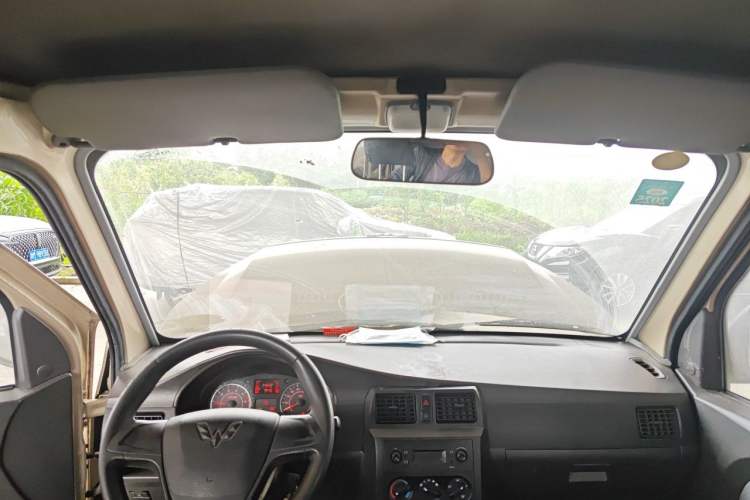Used Wuling Rongguang 2021 1.5L Extended Standard Version with Air Conditioning – L3C Headliner