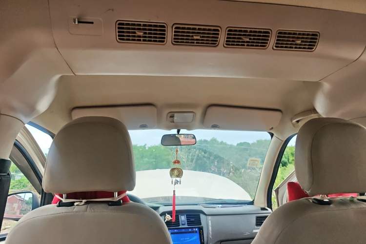 Used Wuling Rongguang 2021 1.2L S Standard Model with Air Conditioning 7-Seater LSI Headliner