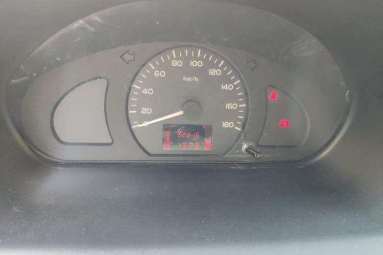 Used Wuling Rongguang 2021 1.2L S Base 7-Seater LSI Instrument Cluster
