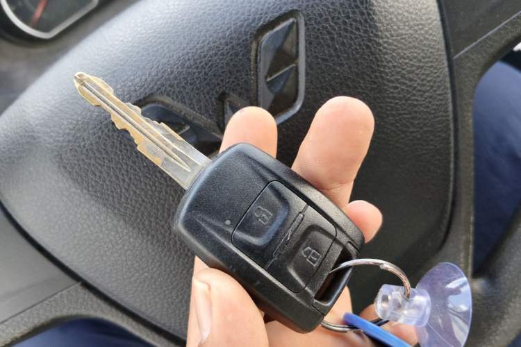 Used Wuling Rongguang 2021 1.5L Extended Standard Version with Power Steering L3C Interior 1
