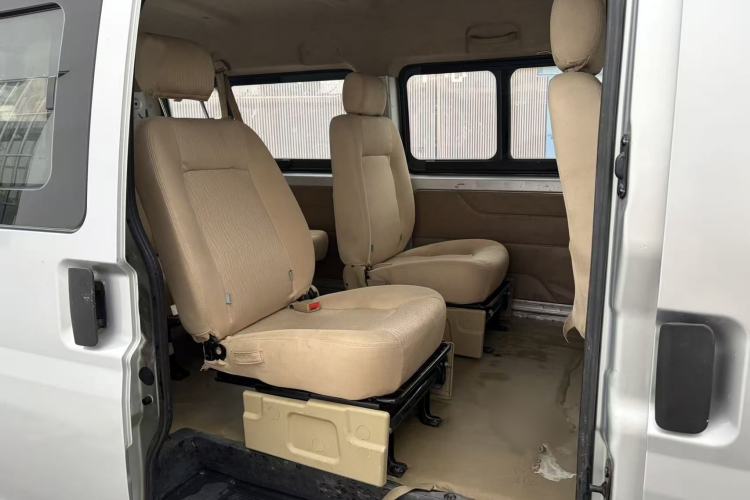 Used Wuling Rongguang 2021 1.5L Extended Basic Window-Sealed 5-Seat L3C Car Interior 2