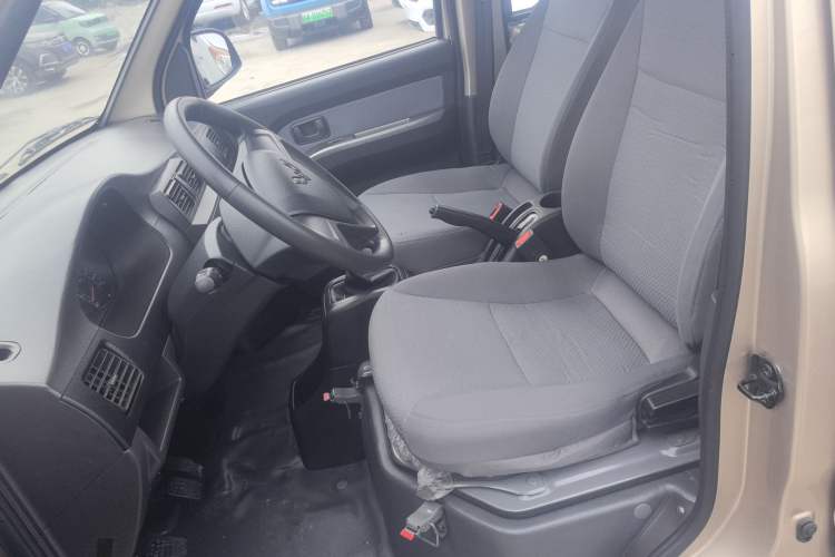 Used Wuling Rongguang 2021 1.5L Extended Standard Version with Air Conditioning – L3C Left Front Seat