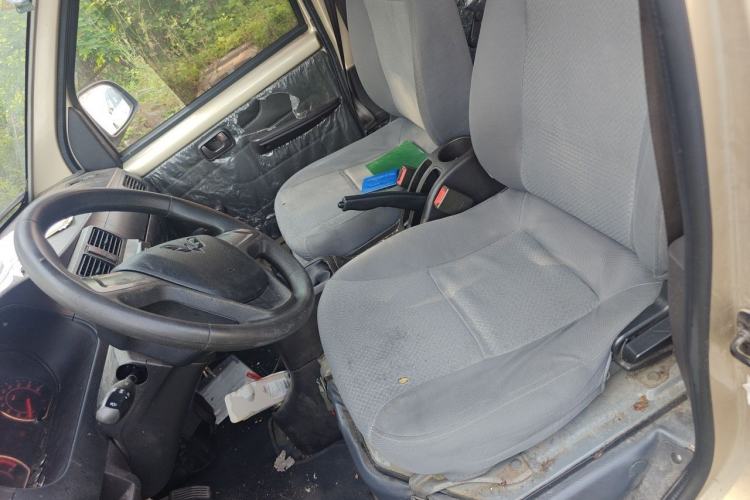 Used Wuling Rongguang 2021 1.5L Extended Basic Version L3C Left Front Seat