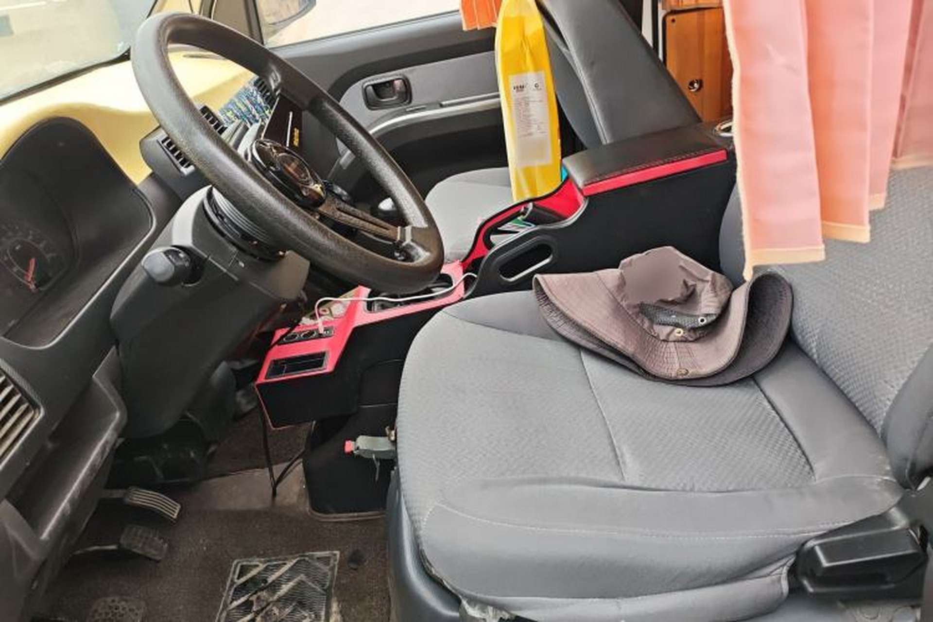 Used Wuling Rongguang 2021 1.5L Extended Standard Model Air-Conditioned Version LAR Left Front Seat