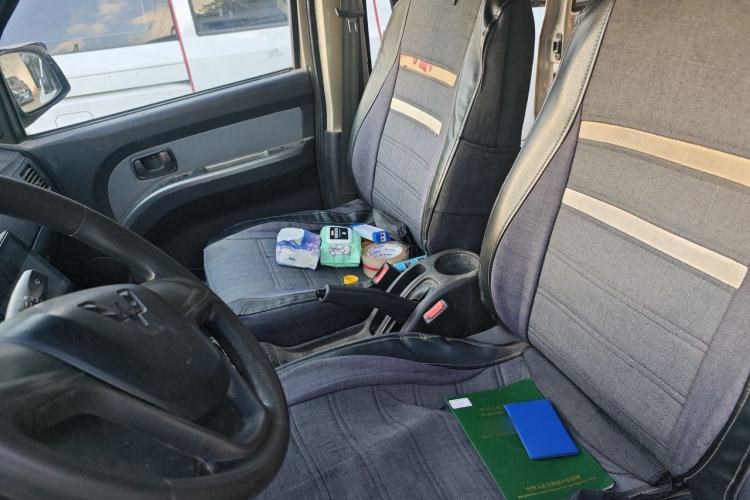 Used Wuling Rongguang 2021 1.5L Extended Standard Version with Air Conditioning – L3C Left Front Seat