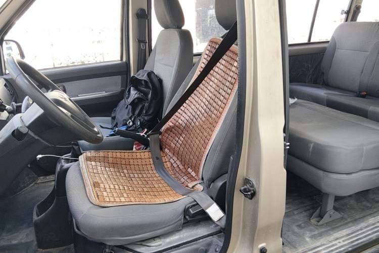 Used Wuling Rongguang 2021 1.5L Extended Standard Version with Power Steering L3C Left Front Seat
