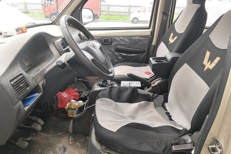 Used Wuling Rongguang 2021 1.5L Extended Basic Version L3C Left Front Seat