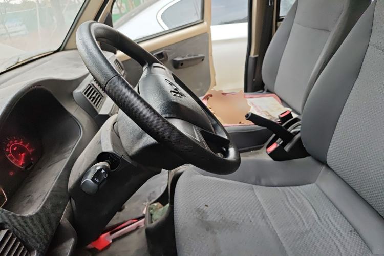 Used Wuling Rongguang 2021 1.5L Extended Basic Version L3C Left Front Seat