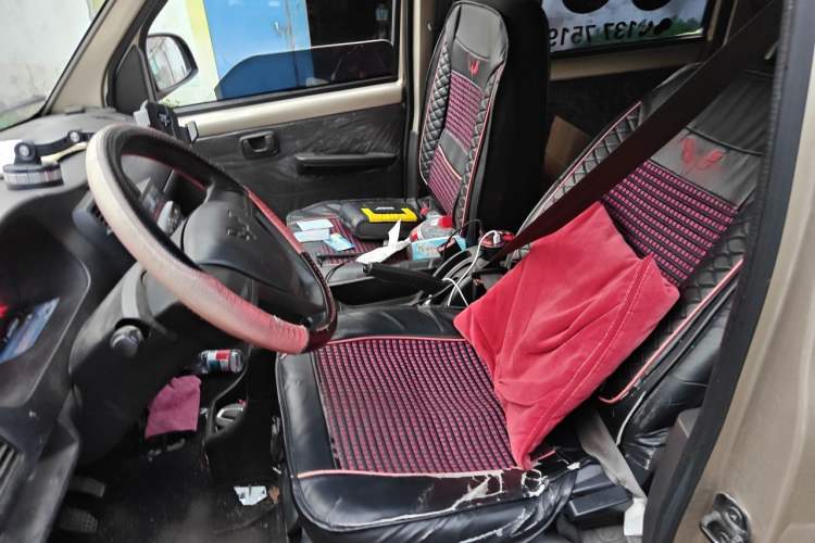Used Wuling Rongguang 2021 1.5L Extended Basic Version L3C Left Front Seat