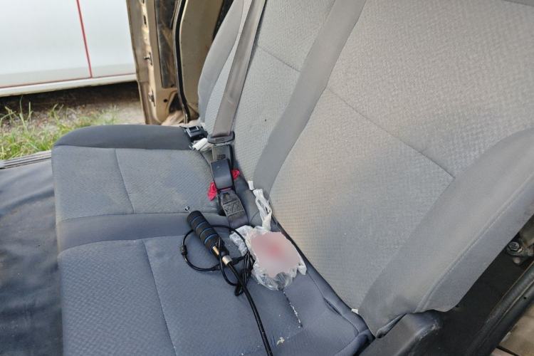 Used Wuling Rongguang 2021 1.5L Extended Standard Version with Air Conditioning – L3C Left Rear Seat