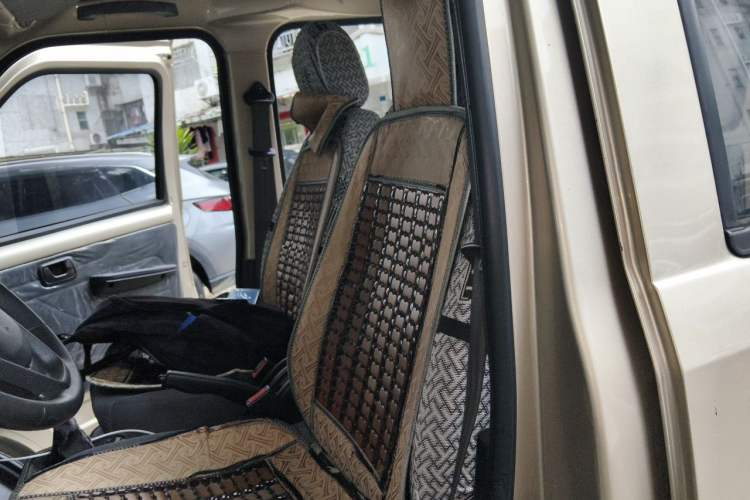 Used Wuling Rongguang 2021 1.5L Extended Basic Model Enclosed-Window Vehicle, 5-seater LAR Left Rear Seat