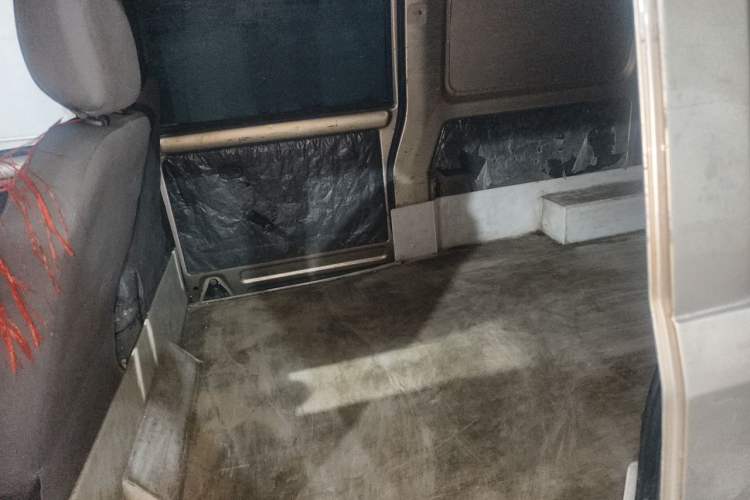 Used Wuling Rongguang 2021 1.5L Extended Basic Window-Sealed 5-Seat L3C Car Left Rear Seat
