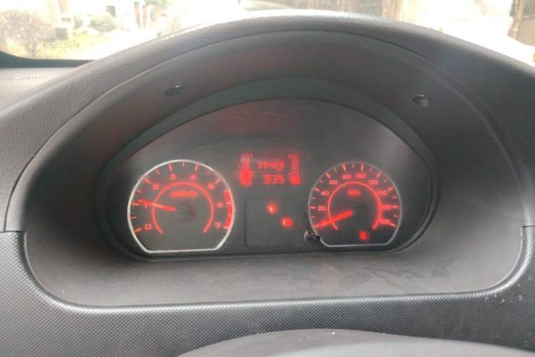 Used Wuling Rongguang 2021 1.5L Extended Basic Version L3C Odometer Close Up
