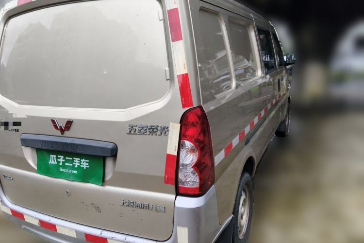 Used Wuling Rongguang 2021 1.5L Extended Basic Model Enclosed-Window Vehicle, 5-seater LAR Rear Right 45 Deg