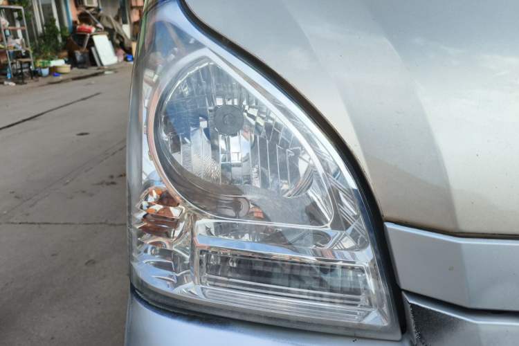 Used Wuling Rongguang 2021 1.5L Extended Basic Enclosed-Window Vehicle 2 Seats L3C Right Front Headlight