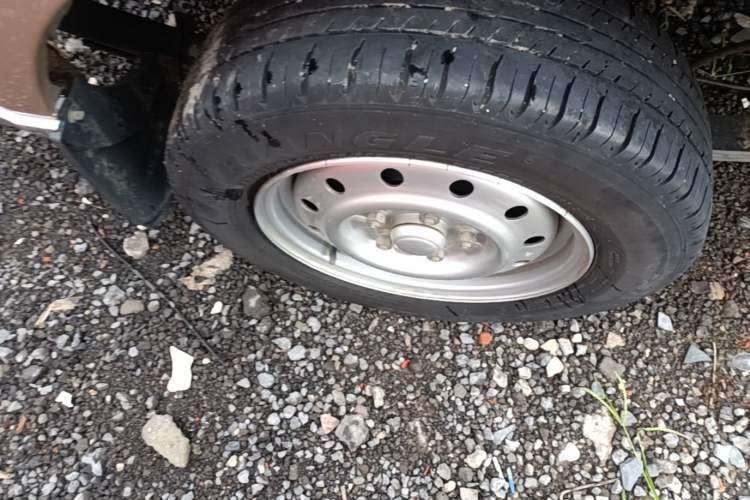Used Wuling Rongguang 2021 1.5L Extended Standard Version with Air Conditioning – L3C Right Rear Wheel Hub