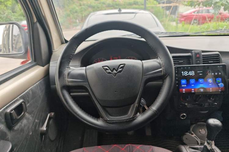 Used Wuling Rongguang 2021 1.5L Extended Basic Version L3C Steering Wheel