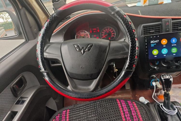Used Wuling Rongguang 2021 1.5L Extended Standard Version with Air Conditioning – L3C Steering Wheel